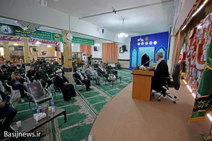 بازدید استاندار همدان از پادگان سپاه قدس