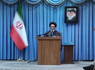 نفاق مهمترین سلاح دشمنان برای ضربه زدن به جامعه اسلامی است