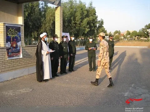 سربازان همیشه در دوران دفاع مقدس مردانه حضور فعال داشتند/ لباس مقدس سربازی نماینده همه ارزش‌های اسلام و انقلاب و پاسداری از ولایت