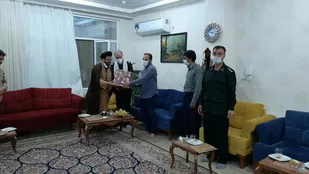 فرمانده گردان امام علی(ع) حوزه مقاومت بسیج 4 حضرت مهدی میبد تجلیل شد
