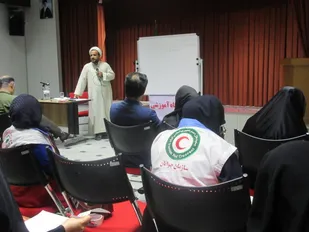 برگزاري كارگاه تربيت فرزند ويژه والدين و مربيان مهدهاي كودك در بهار