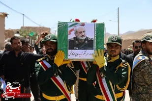 تشییع نمادین پیکر سردار شهید حاج محمد کاظمی رئیس سازمان اطلاعات سپاه پاسداران در افین