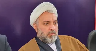 راهپیمایی اربعین ما را گام به گام به حقیقت نزدیک  و از  ظلمت دور کرده و به حقیقت نزدیک می کند