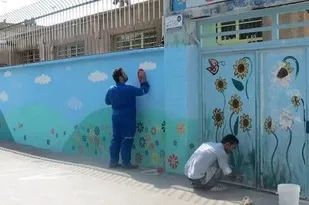 شاداب&zwnj;سازی مدارس با همت گروه&zwnj;های جهادی در قالب طرح شهید عجمیان در خراسان جنوبی