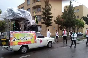 اجرای سرود در میادین اصلی شهر&zwnj;های استان فارس/ توزیع ۵۰۰ پرس غذای گرم در نیمه شعبان در شیراز