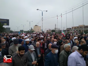 نمازگزاران اهوازی اقدام هتاکانه نشریه فرانسوی علیه مرجعیت را محکوم کردند