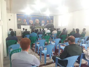 جلسه هم اندیشی فرمانده ناحیه فلاورجان با بسیجیان حوزه شهید بهشتی وامام خامنه ای