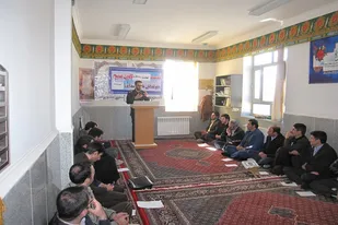 نشست روشنگری حقوقدانان بسیجی در اسدآباد