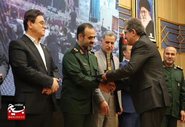 همایش طلایه داران اقتصاد مقاومتی