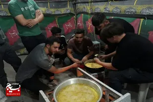 خدمت رسانی موکب شهدای گلستان رزن به زائرین اربعین حسینی