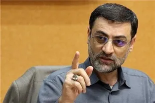 فردوسی&lrm;پور به جای سیاسی&lrm;کاری به اولویت&lrm;های ورزش بپردازد/صدا و سیما چطور اجازه می&lrm;دهد مجری هر چه دلش می&lrm;خواهد انجام بدهد
