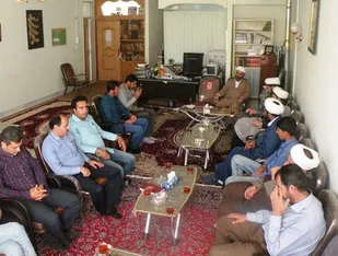 نشست صمیمی فرماندهان بسیج وائمه جماعات بخش گندمان