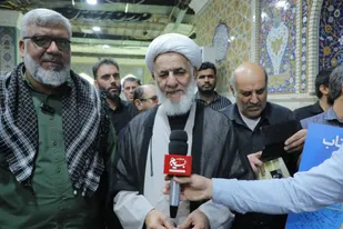 تجلیل امام جمعه موقت اهواز از ایثارگری بسیجیان کارگر در جهاد اقتصادی و امنیتی