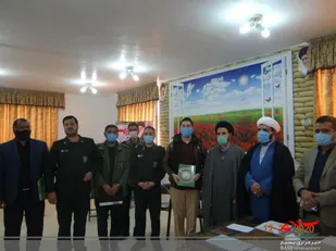 تجلیل از دانش آموز نخبه بسیجی در جرقویه سفلی