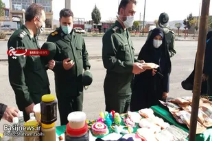 بازدید فرمانده سپاه ملایر از نمایشگاه اقتصاد مقاومتی