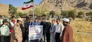 برگزاری مراسم غبار رویی وعطر افشانی مزارشهدای شهرستان روانسر