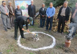 مراسم کلنگ زنی ساخت خانه عالم در روستای چهارچنارگرگان
