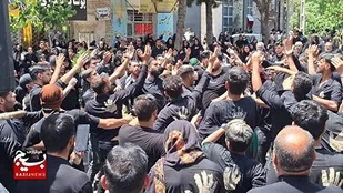 وحدت مردم شیعه و اهل&zwnj;سنت تربت&zwnj;جام بر مدار حسین علیه&zwnj;السلام/ نماز ظهر عاشورا به امامت امام&zwnj;جمعه این شهرستان اقامه شد+فیلم + تصاویر
