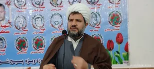 خانواده شهدا اقتدار کشور را تضمین کردند