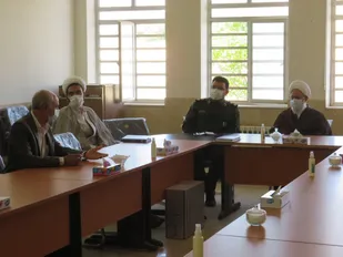نشست بصیرتی پایگاه شهدای اصناف شهرستان تفت برگزار شد