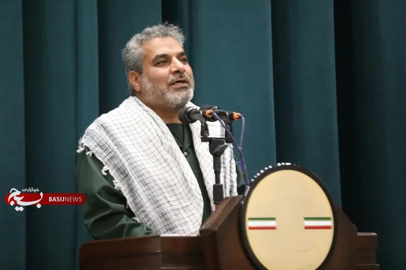 دفاع مقدس مظهر حماسه، معنویت و ایستادگی ماندگار است