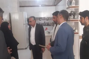 دیدار با خانواده شهدا برکات فراوانی دارد