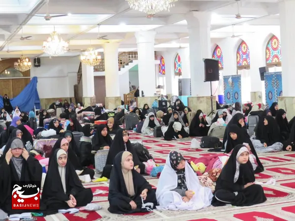 حضور فرمانده سپاه قدس گیلان در جمع معتکفین