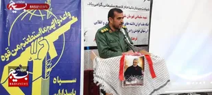 ادامه دادن راه شهید سلیمانی وظیفه ای همگانی است