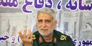 دانشجویان با الگوگیری از دفاع مقدس در اجرای بیانیه گام دوم انقلاب پیشگام باشن