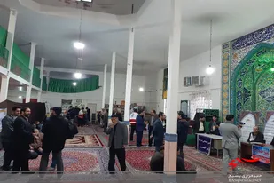 برگزاری میز خدمت به&zwnj;مناسبت دهه فجر در اسدآباد