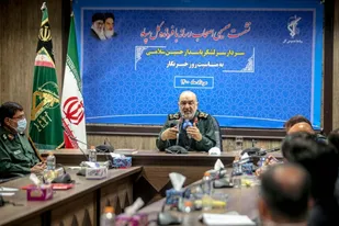 امید آفرینی و تعقیب دشمن در جنگ رسانه ای رسالت مهم امروز خبرنگاران است