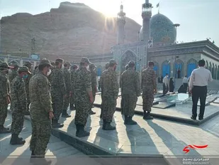غبار رویی مزار شهیدحاج ابراهیم همت و همرزمانش همزمان با روز مباهله انجام شد.