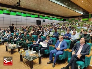 آیین گرامیداشت روز ملی اصناف در اهواز برگزار شد +عکس
