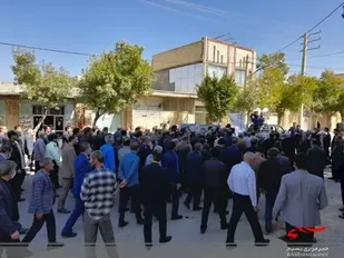 تشییع پیکر مادر شهیدان علی بابایی