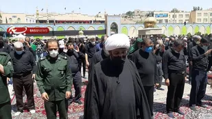 نمازظهر عاشورا در صحن امامزاده جعفر(ع) پیشوا برپا شد