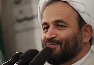حضرت علی نخستین مدافع حرم اهل بیت است