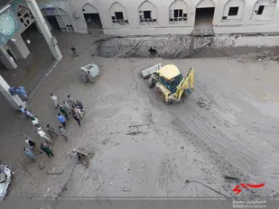 حضور جهادگران بسیجی سپاه تهران در امداد رسانی به مناطق سیل زده امام&zwnj;زاده داوود (ع)