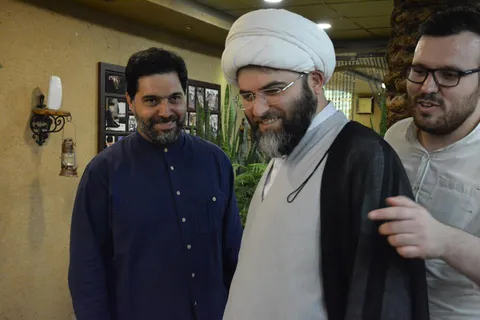 شب شعر «مثل گوهر شاد»در کافه نخلستان