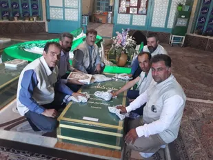 غبارروبی گلزار شهدا گمنام شاهرود+ تصاویر