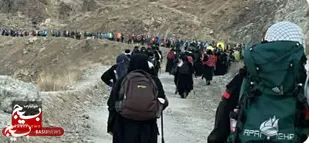 صعود تیم منتخب کوهنوردی کارکنان سپاه قم به قله ۳۹۸۰ متری توچال تهران