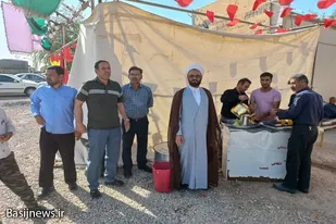 برگزاری ایستگاه صلواتی و جشن عید غدير در روستای فیض آباد فامنین
