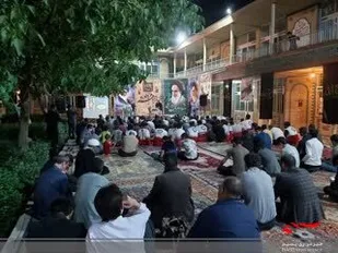 اجتماع مردم ولایتمدار فارسان در حوزه علمیه این شهر