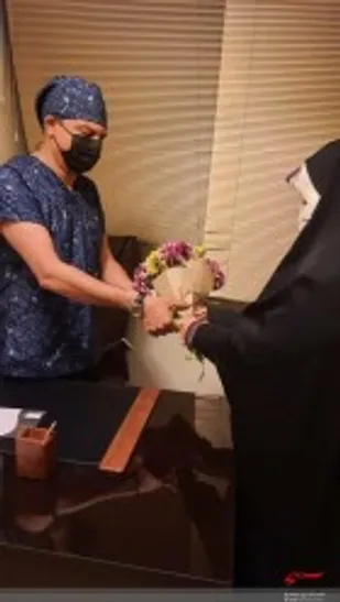 بسیجیان پایگاه مقاومت بسیج شهید خامنه از کادر درمان تقدیر کردند