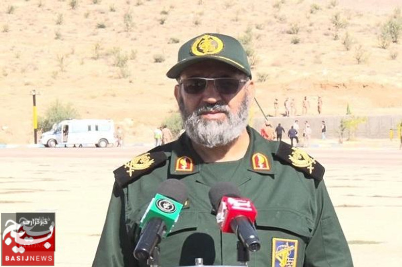 آمادگی بسیجیان در مسابقات رزم آوران در حد افسران توانمند و با مهارت است