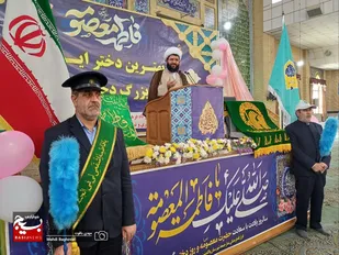 دشمن تمام همت و تلاشش برای ایجاد تفرقه و بدبینی و اختلاف بین مردم و روحانیت است