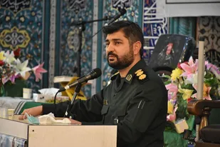 امیدواریم خدمت ما ، رفتار و عملکرد ما همه و همه برپایه اخلاص و عمل صالح باشد