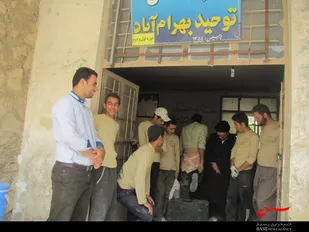 سرکشی مسئول دفتر نمایندگی ولی فقیه به همراه مسئول سازندگی ناحیه دانشجویی از اردوهای جهادی