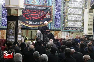 برگزاری مراسم عزاداری شب عاشورا در مسجد جامع رجایی شهر کرج+تصاویر