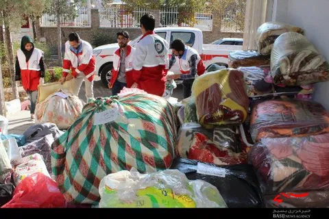 ارسال اولین محموله کمک های مردمی به مناطق زلزله زده غرب کشور
