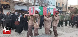 پیکر مطهر شهید &laquo;علی میرزا کریمی&raquo; در اراک تشییع شد